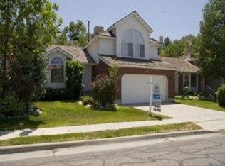 2152 E Powderkeg Dr, Sandy, UT 84093