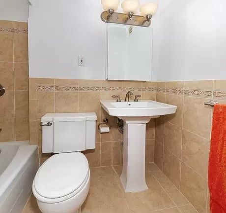 4th image of 525 E 82nd St APT 4E