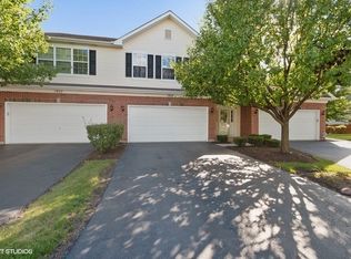 1959 W Crestview Cir, Romeoville, IL 60446