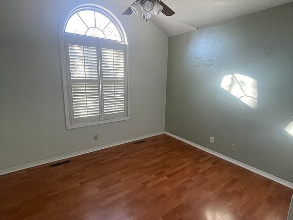 4th image of 2701 W 24th St