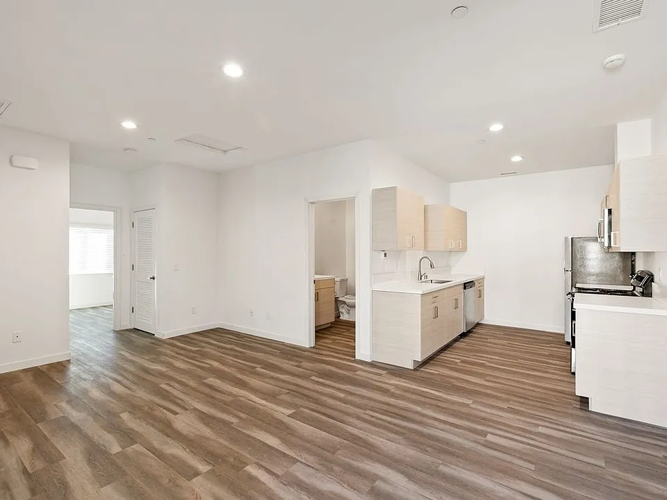 4155 Utah St. #1-3