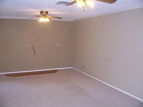 5th image of 3122 8th Ave N