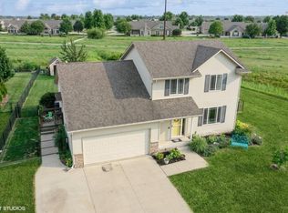 2808 SE Stone Ridge St, Grimes, IA 50111