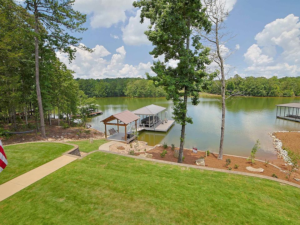 1st image of 631 New Harmony Dr
