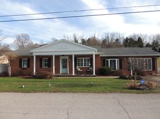 11 Ann St, Evans, WV 25241