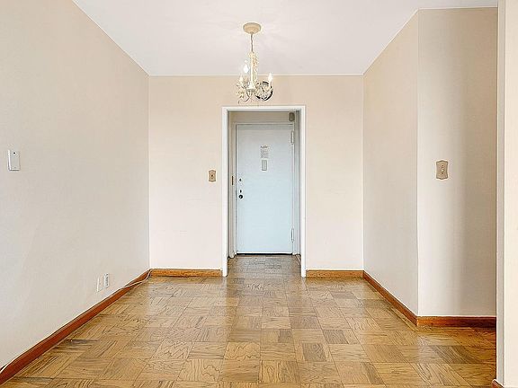 2nd image of 7025 Yellowstone Blvd APT 9O