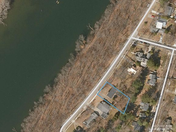 2nd image of 1512 Long Shore Dr