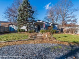 38 Parish Ln, Lake Katrine, NY 12449