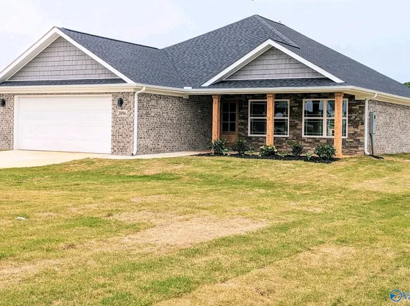 2886 Butler Rd, New Market, AL 35761