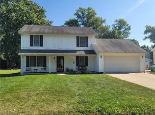 2668 Meadow Dr, Akron, OH 44312