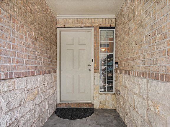 5th image of 2725 Palermo Ct