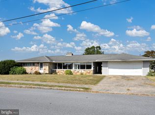 501 W Oak St, Palmyra, PA 17078