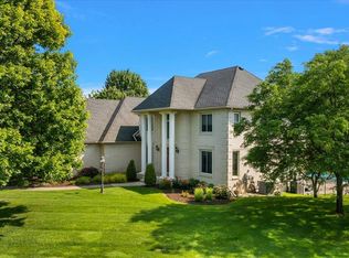 4190 Carbary Ct, Rochester, MI 48306