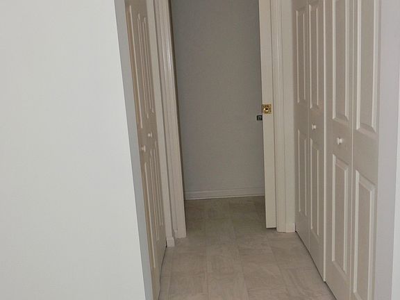 1/2 bath, closet, w/d area