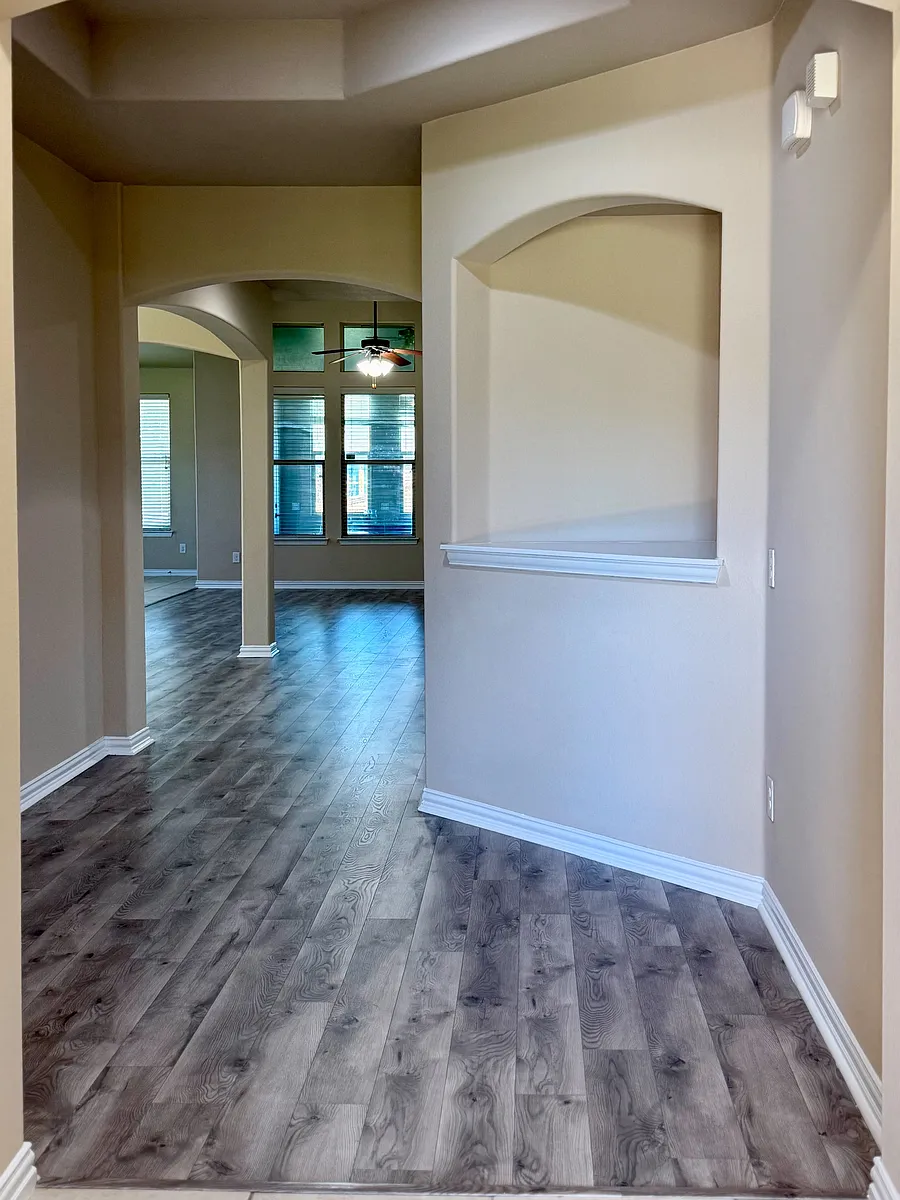 Building Photo - 288 Benwick Dr