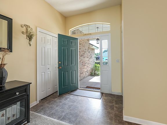 5th image of 4401 N Pennycress Pl