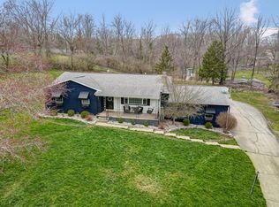 647 White Oak Dr, Springfield, OH