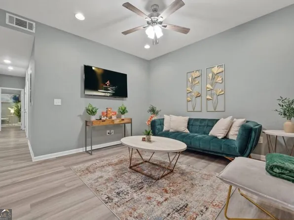 1891 Tremont Dr NW, Atlanta, GA 30314