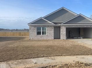 121 Terry Dr, Brookland, AR 72417