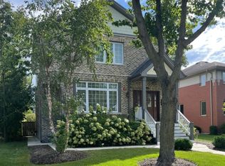 405 S Cumberland Ave, Park Ridge, IL 60068