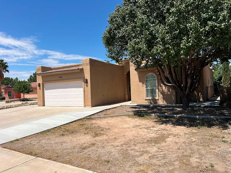806 Elsa Ct