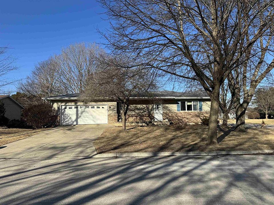 1st image of 866 Oakwood LANE