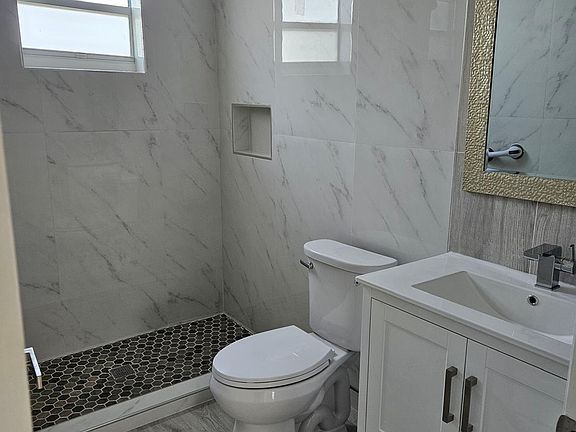 5th image of 2485 NW 61st St #A