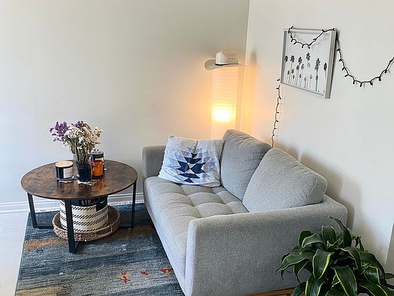 2nd image of 631 Colorado Ave #1