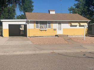 1622 Iroquois Rd, Pueblo, CO 81001