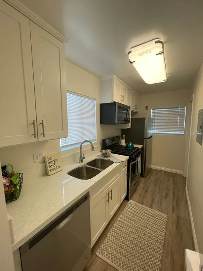 1414 S Campbell Ave. — Photo 1