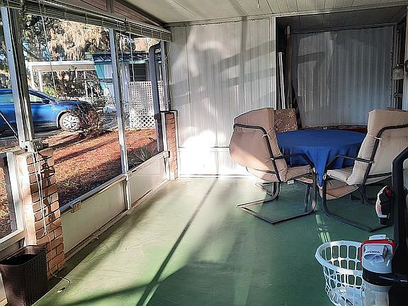 screened porch