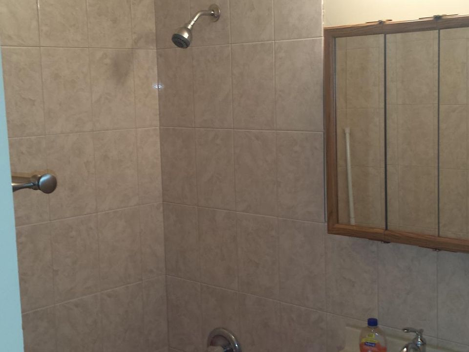 2nd image of 1035 Warner Ave #6