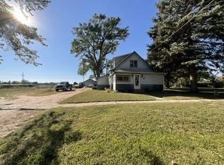33 N Walnut St, Red Cloud, NE 68970