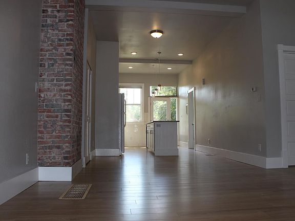 2nd image of 514 Atwood St