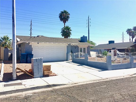 3rd image of 3852 Vista Largo Dr