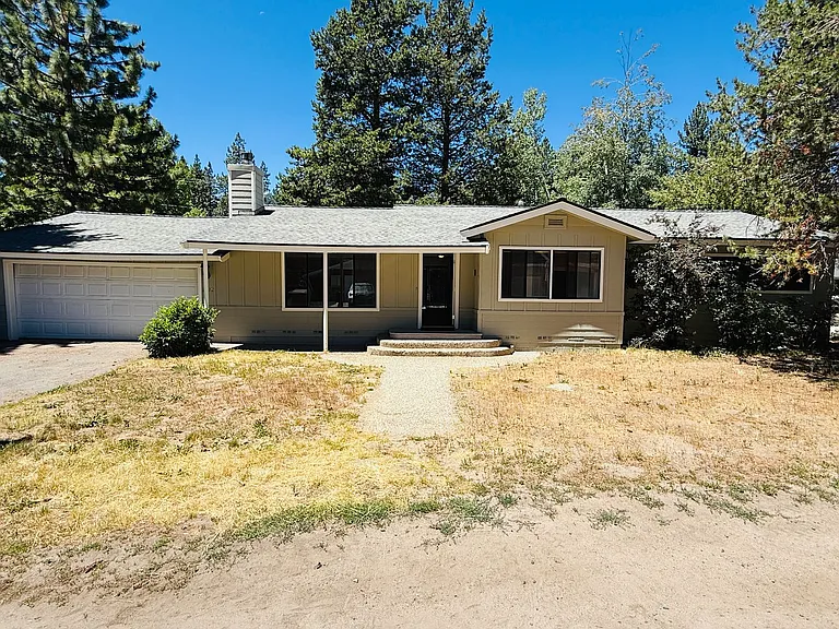 1222 Jobs Peak Dr — Photo 1