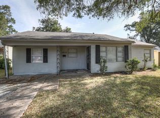 1913 Harding St, Pasadena, TX 77502