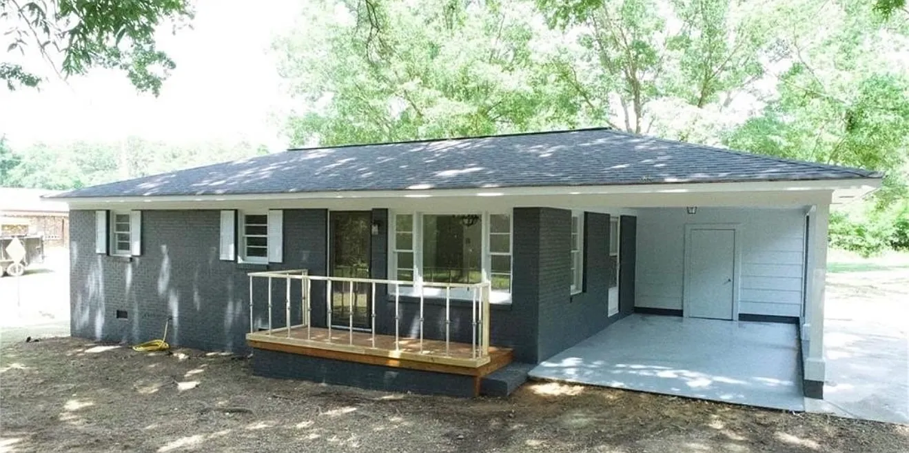 3 bed, 1000 sqft, $1,399 — Photo 3