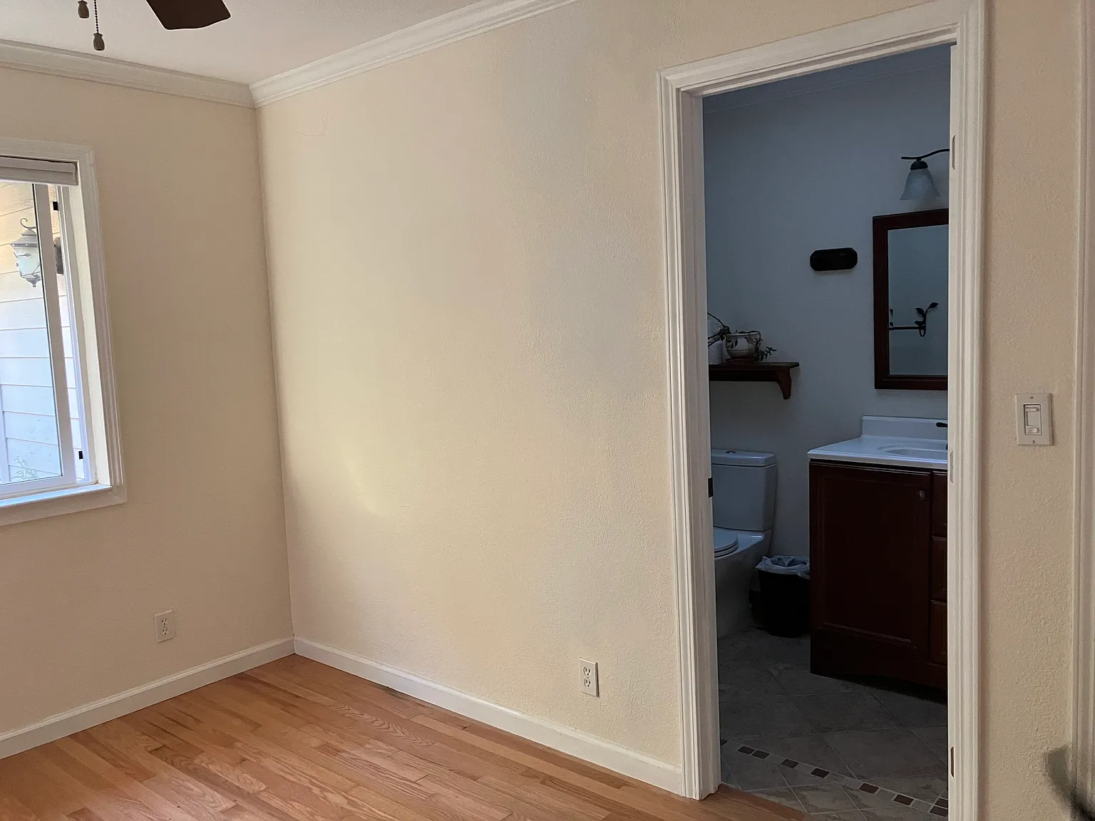 Lakeview Way, Redwood City — Photo 2