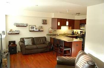 4th image of 918 N Winchester Ave APT 1