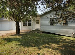 10155 Wolven Ave NE, Rockford, MI 49341