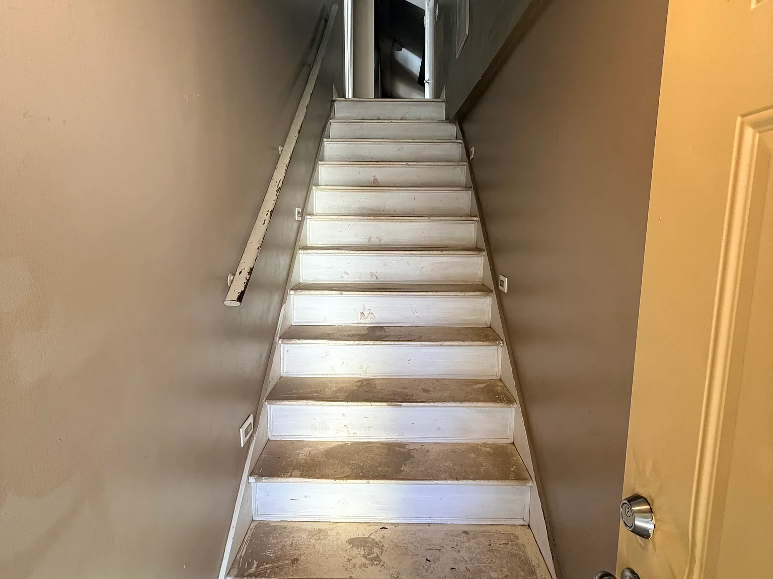 3 bed, 2.5 bath, 1500 sqft, $800 — Photo 3