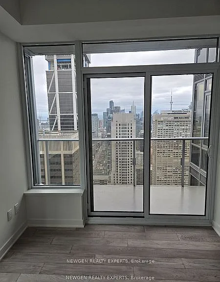 11 Yorkville Ave #4807 — Photo 12
