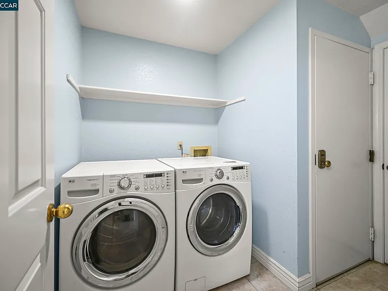 5022 Lakeview Dr #101 — Photo 11