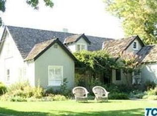 300 Sierra Dr, Exeter, CA 93221