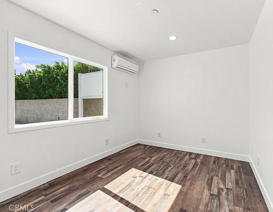 2 bed, 850 sqft, $2,900 — Photo 4