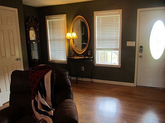 4th image of 219 Eagles Nest Ln