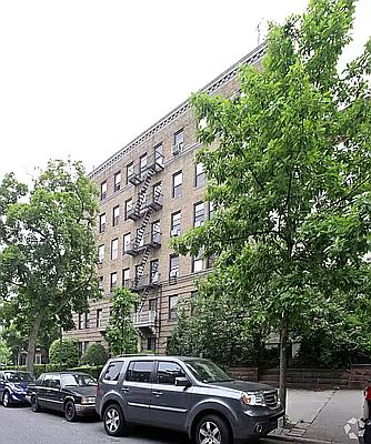 2nd image of 575 3rd St Unit 38