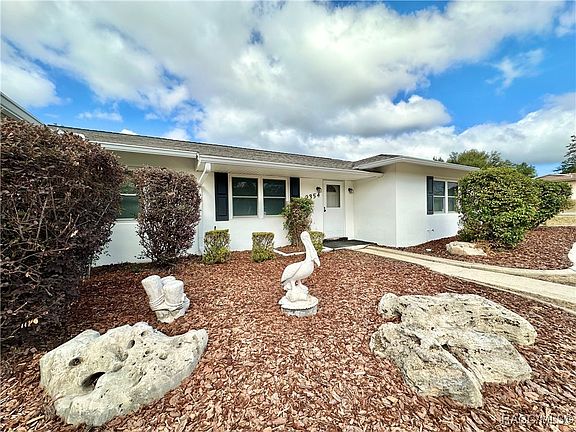 3rd image of 9354 N Citrus Springs Blvd