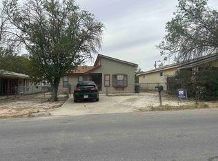 508 E Bowie St, Del Rio, TX 78840